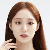 lee sung-kyung/ Jungkook mom