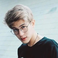 reinald Elisabeth (papa)