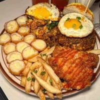 🍔🌭🥪🍟🥨🥪🍝🥘🧆🥙🌯🌮🫔🍕🥖🥐🫓🥓🥩🥗