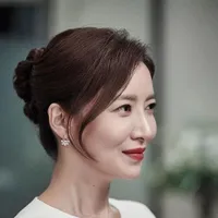 kwon hae-rin (rowena Lancaster)