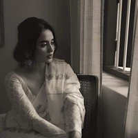 𝐊𝐚𝐯𝐲𝐚 𝐬𝐡𝐚𝐫𝐦𝐚★4𝐭𝐡 𝐟𝐥