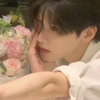 ทิว✨🌷(เพื่อนร่วมงานน.อ)
