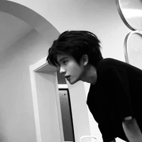 มิน (นายเอก)