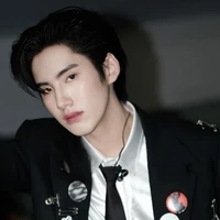 ภูผาบอดี้การ์ด(พระเอก)