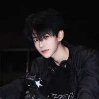 ภาคิน {แฝดน้องของอนาวิน}