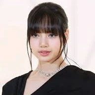 Lisa (O)