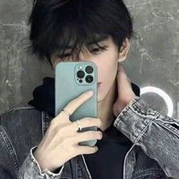 ฟี่//พนอ.