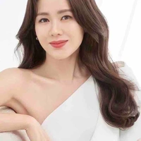นิสา//แม่พระเอก