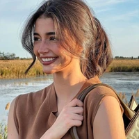 Valerie [26 años]