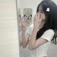 แพรวา{เพื่อนนายเอก}