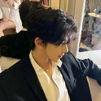 เกร็กโก้(เพื่อนพระเอก+ผีประจำส.น.)