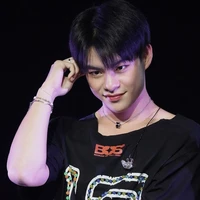ไตเติ้ล(เพื่อน พ.อ)