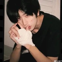 อารัส//พระเอก