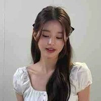 มิ้น(นางเอก)