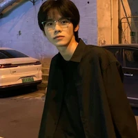 กร(เพื่อนพระเอก+มาเฟีย)