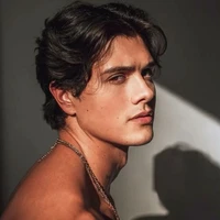 Eli Martins(Mãe de Gael)