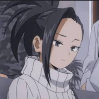 Momo Yaouyorozu
