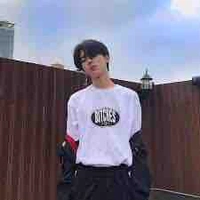 คิน(พระเอก.)