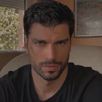 Mr Kim leonard