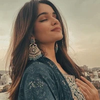 Nidhi ( ML SISTER & FL BFF)