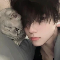 Simon//นายเอก🩹😈