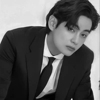 KIM TAEHYUNG