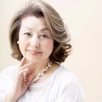 ( grand-mère de Wonhu )
