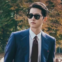 Jeon Joong-ki/Alpha/Jungkook