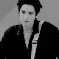 รุ่งอรุณ/พี่คนโต น.อ+มหาเศรษฐีมาเฟีย