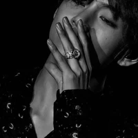 Taehyung (v)