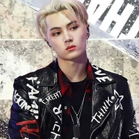 jung jay(adik angkat lucas/Kk rami)