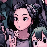 Momo yaoyorozu