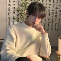ม่อน/เพื่อนพระเอก