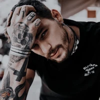 Vitor D
