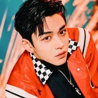 Zhong lucas(Suami lalisa)