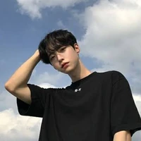 ธิว(เพื่อนพระเอก)