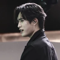 ธีมพีท_♊👑(พระเอก)