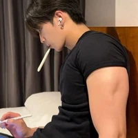 พายุ(แฝดพี่ของขวัญ)