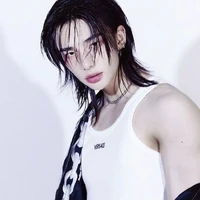 hwang hyunjin -alfa-