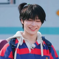 yang jeongin -omega-