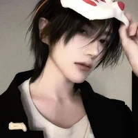 อีมยอง [เพื่อนนายเอก] 🧮🤍