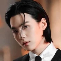 Yoongi (D)