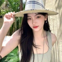 เเม่ของ(นายเอก)
