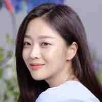 Jeon Mi-Yeon (Mrs. Jeon)