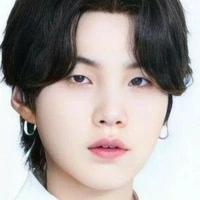 Yoongi (Suga)