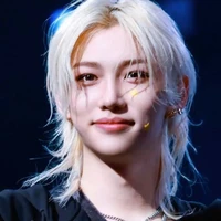 lee felix O/P