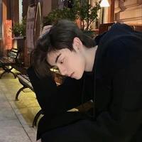 หรงซื่อ