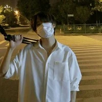 คิม พื่คนกลางสุดน.อ
