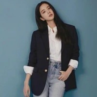 KIM JISOO
