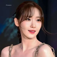 NYONYA KIM(MAMA JENNIE)